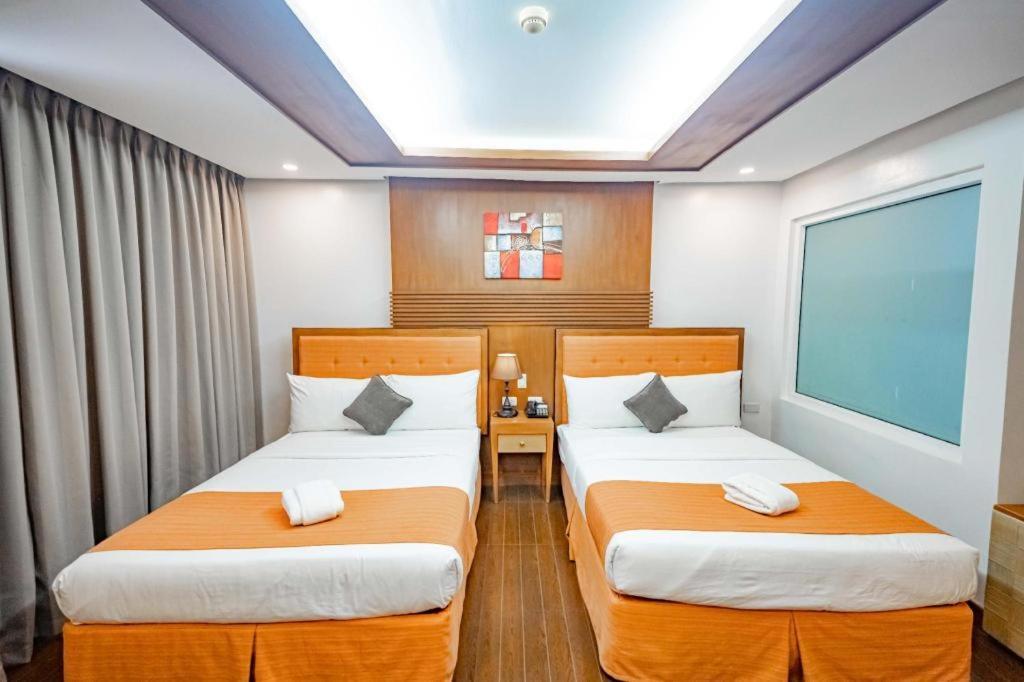 Subic Grand Harbour Hotel Subic Bay Olongapo Kültér fotó